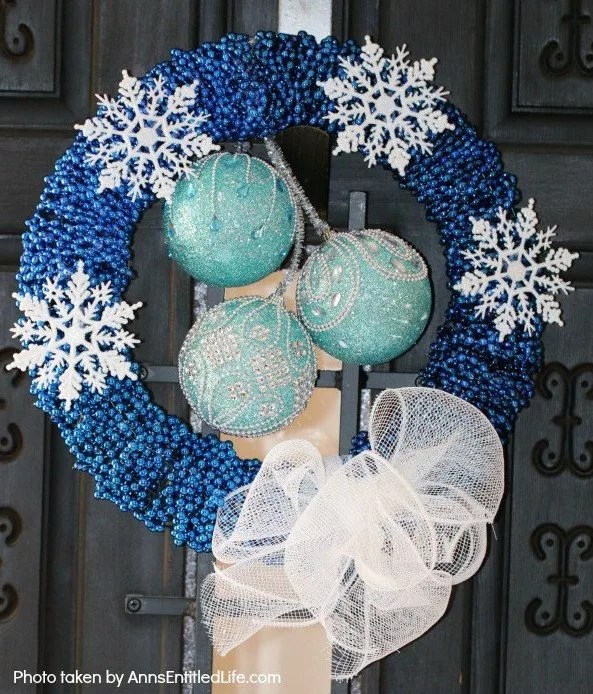 10 DIY Dollar Store Christmas Wreaths Making Midlife Matter