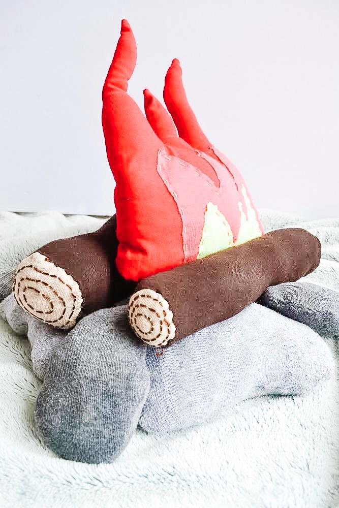 stuffed campfire set
