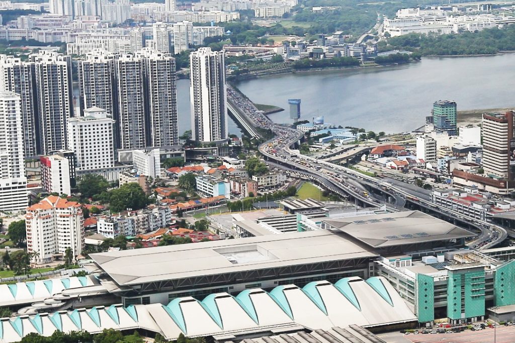 JOHOR SAMBUT BAIK PEMBUKAAN SEMPADAN MALAYSIASINGAPURA