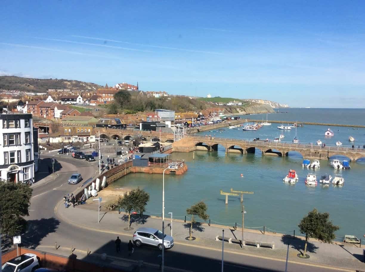 Amazing High Quality 24/7 Folkestone cams from England.