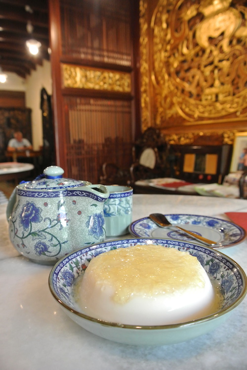 ペナン島ジョージタウン 絶対はずせない胸キュン・カフェ③燕の巣でお肌もぷるん。Bird's Nest Delicacy