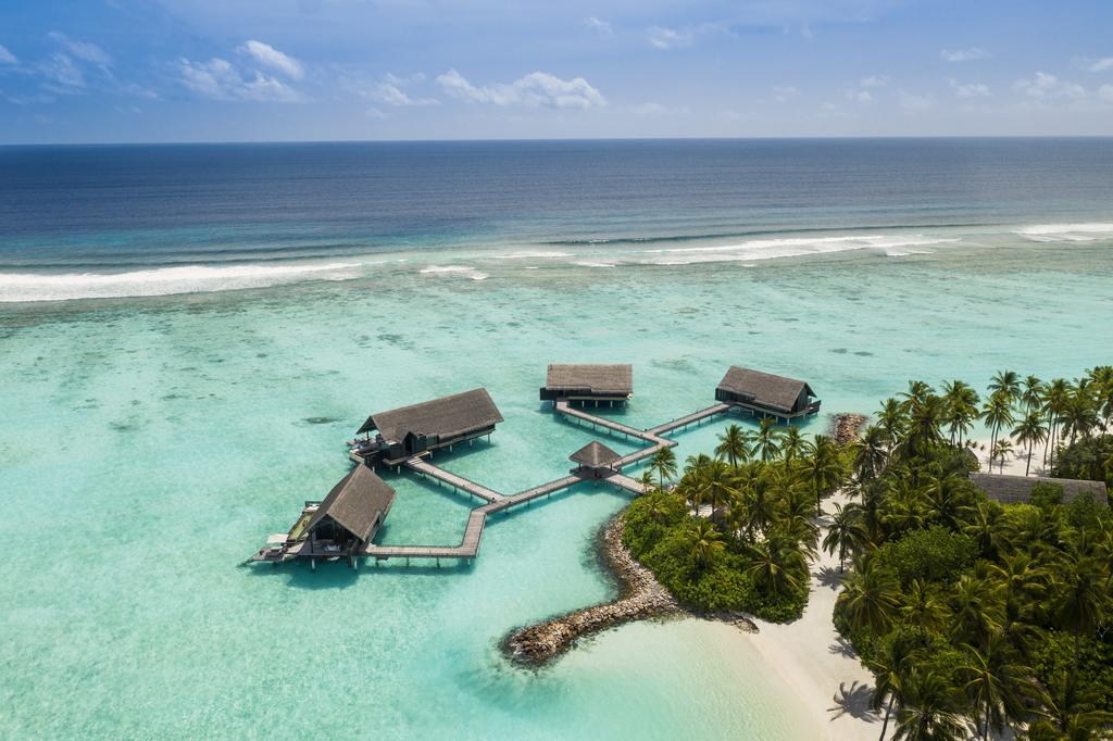 One&Only Reethi Rah - Compare before booking - Maldives Arena
