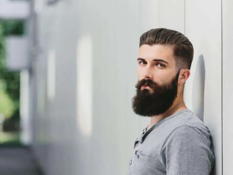 How to Keep Beard Hairs from Sticking Out? 5 Steps To Follow