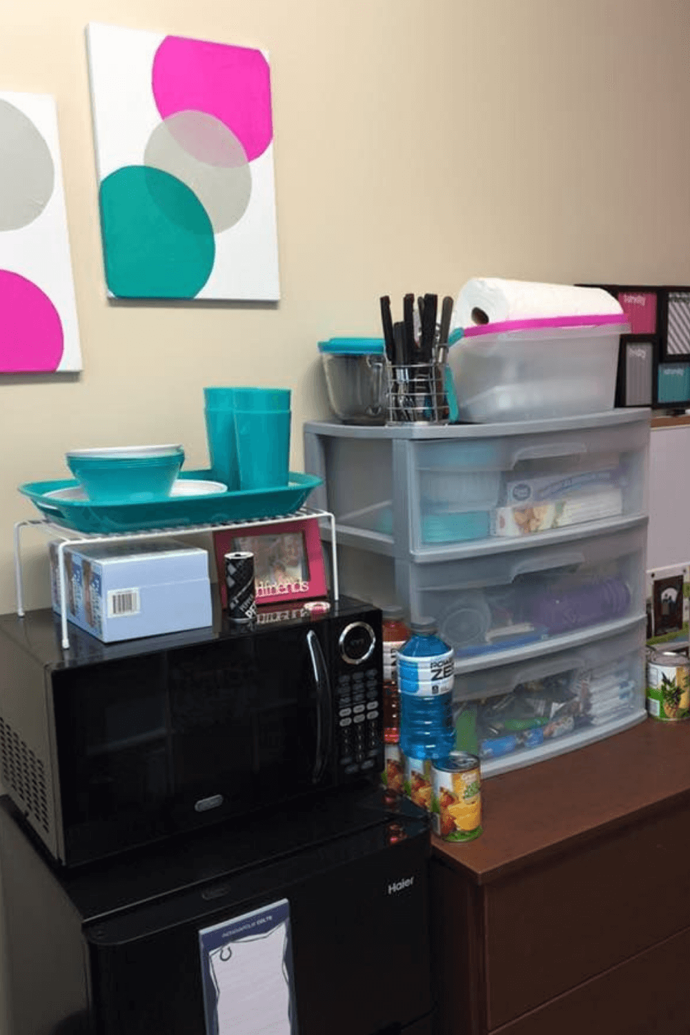 21 Best Dorm Room Kitchen Essentials Every College Student Needs In 2023