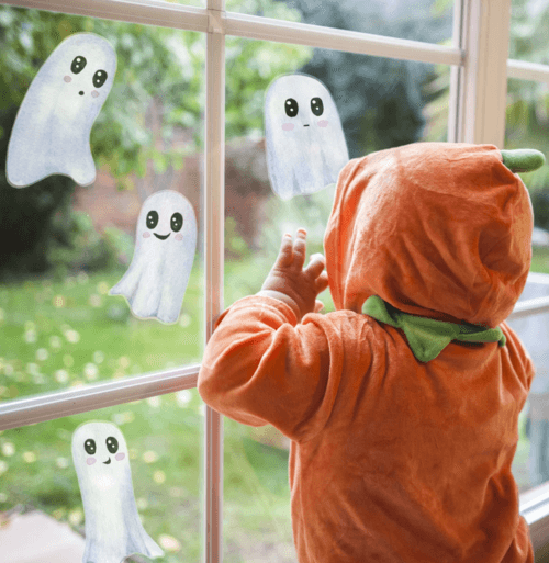 25 Cheap Outdoor Halloween Decorating Ideas To Get You Into The Spooky