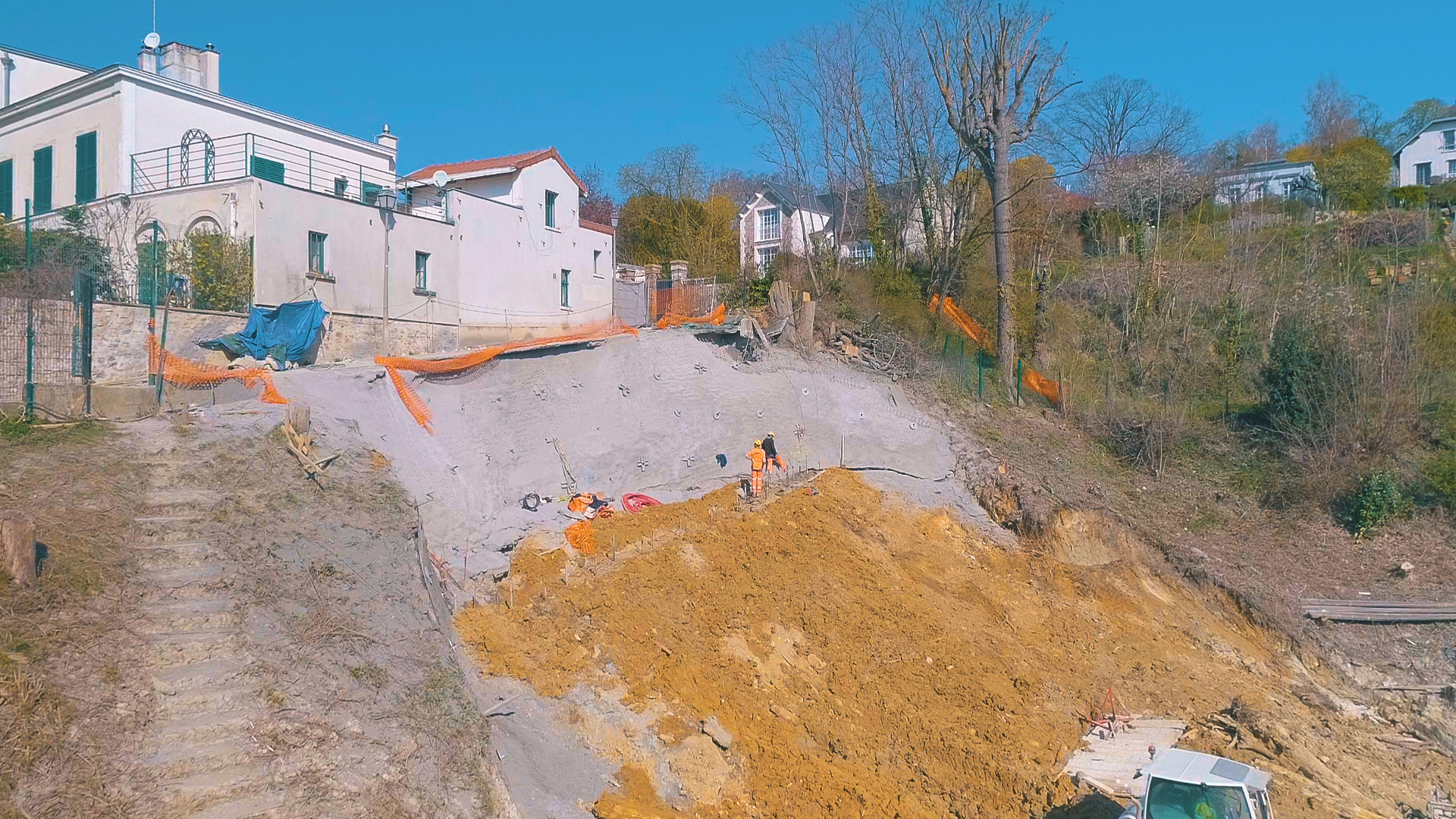 Eboulement de talus à Sèvres Ville d'Avray avancée des travaux