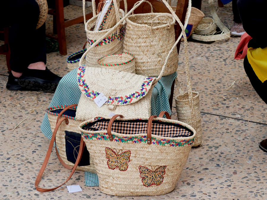 Shopping, Einkaufen, Restaurants, Immobilien, Bars und Cafes in Capdepera