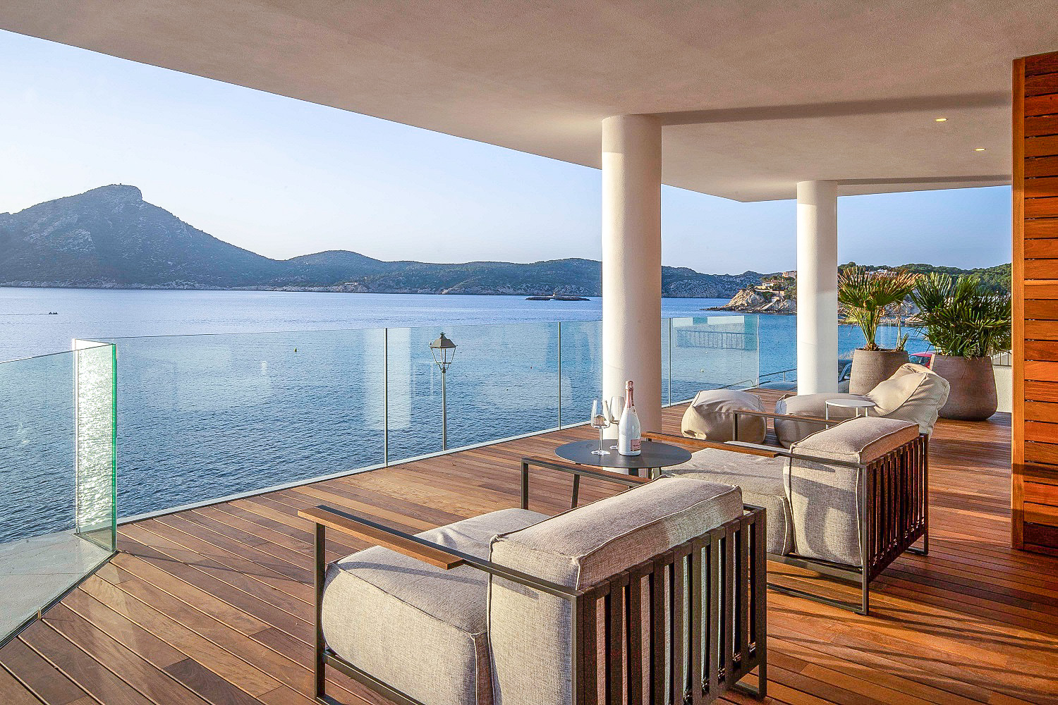 For sale Unique sea view villa in San Telmo Sant Elm, Mallorca Real