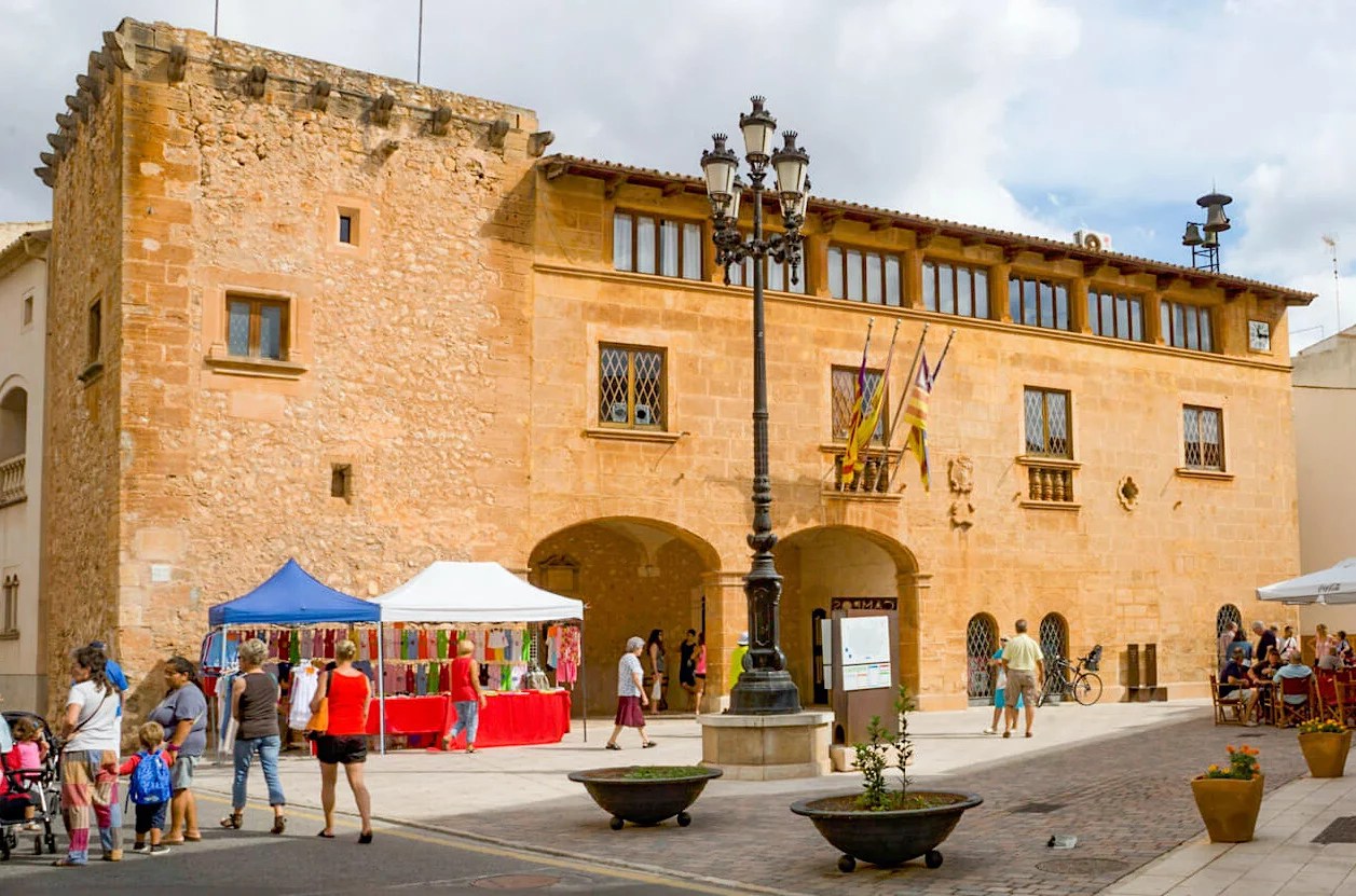 Campos auf Mallorca Ein Ort im Zeichen der Ruhe und Stille