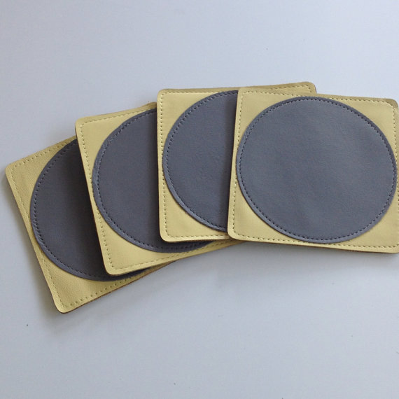 Set of 4 Coasters / Grey and Yellow