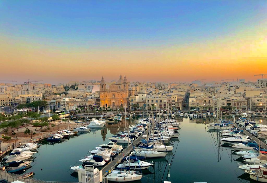 Gwardamangia Very large Marina View 3 Bedroom Apartment Malta Homes