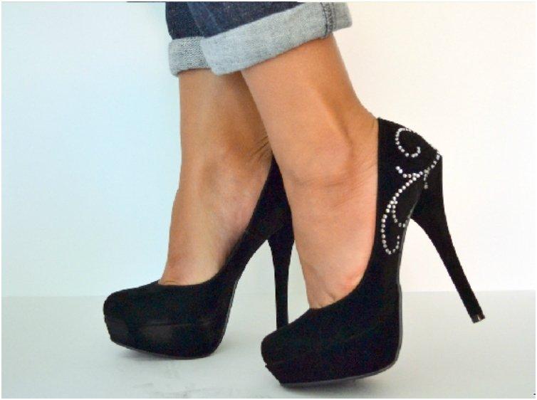 18 DIY To Make Your Old High Heels Look Fabulous