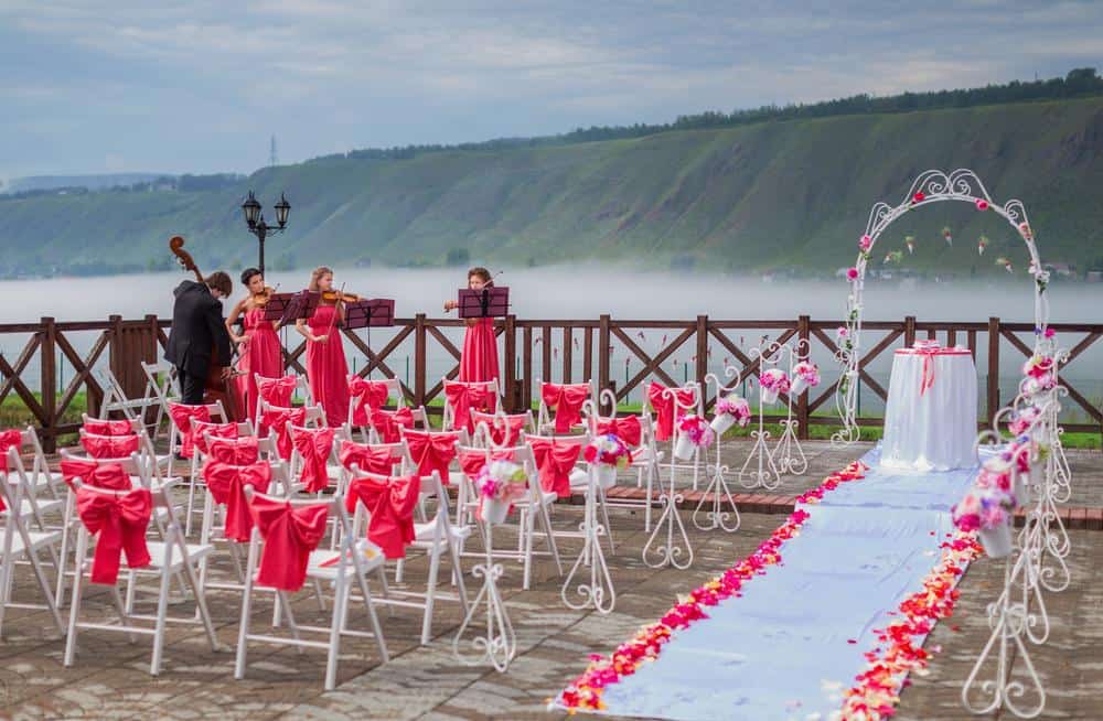 Three Entertainment Ideas for Your Wedding Reception