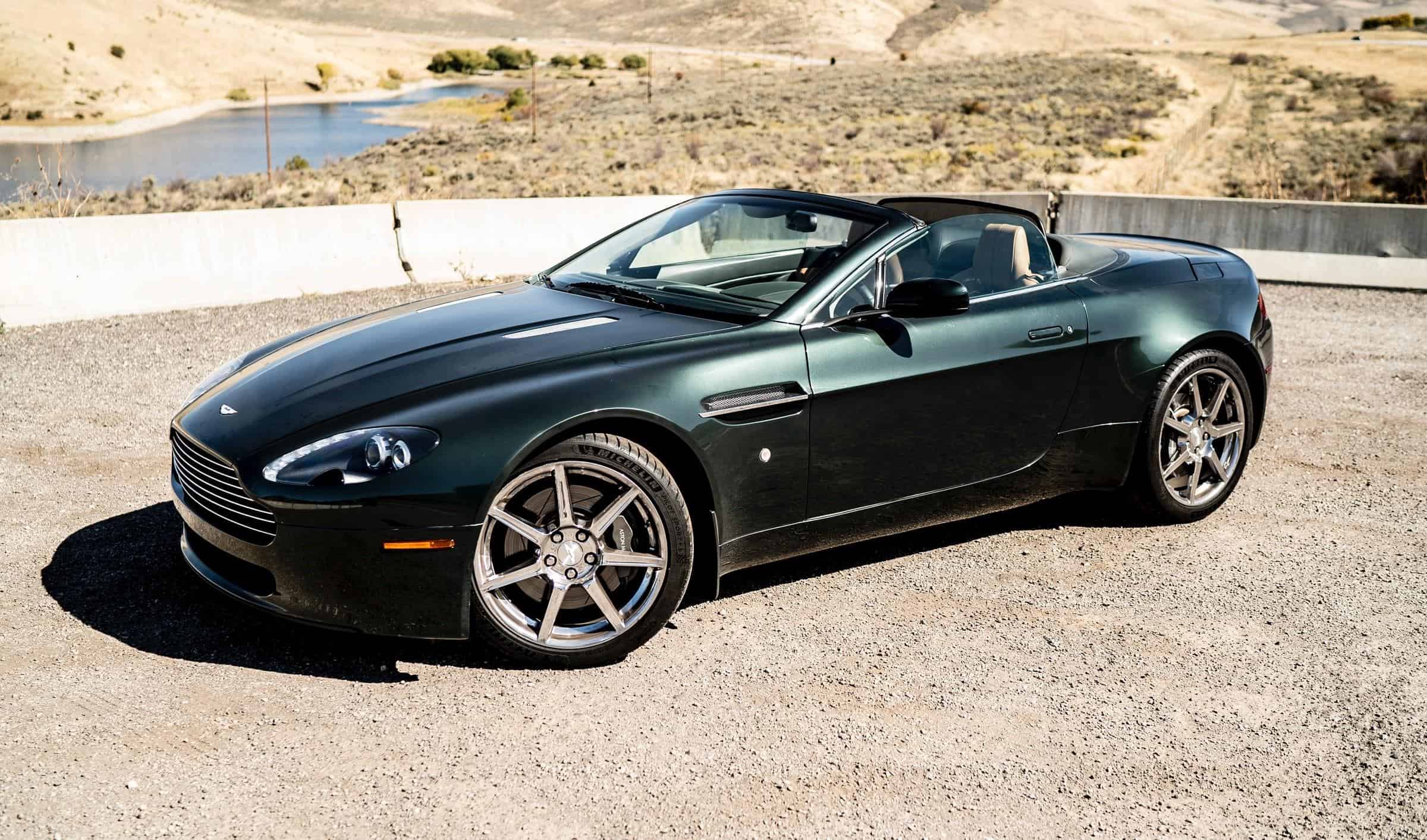 Travel Around Naples In Style With Car Rental!