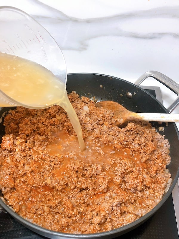 How to Make a Bone Broth Mama Loves to Cook