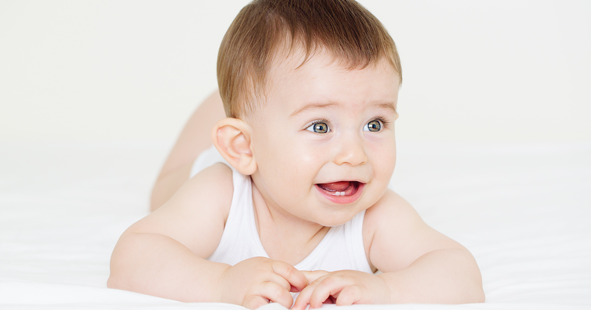 Mon bébé a ses premières dents mamanplus.ma