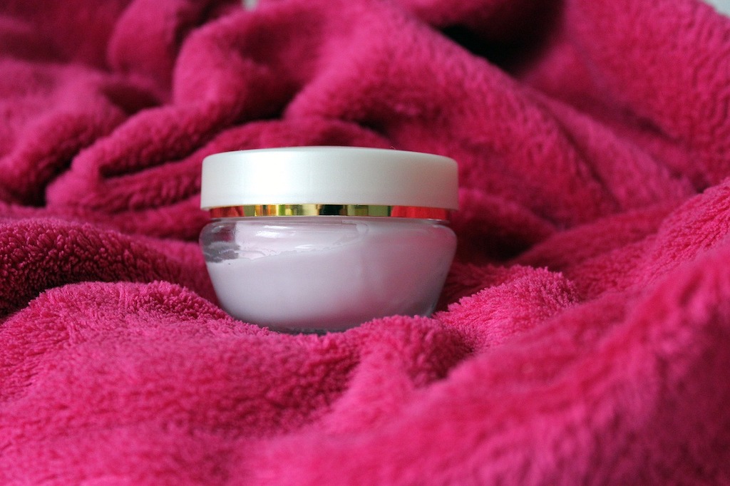 3 Tips for Choosing The Best Anti Aging Cream Mama Source