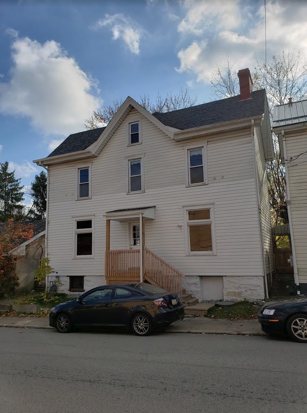 Request a Viewing for 122 Laird Street Tenant Turner