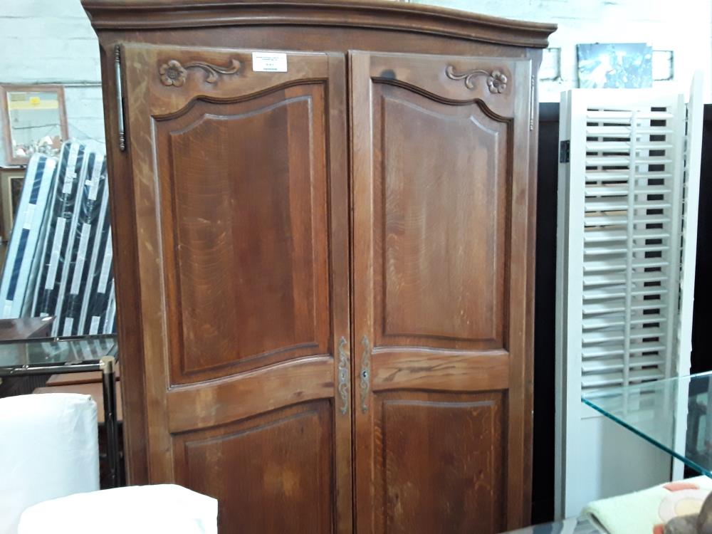 ARMOIRE RUSTIQUE 2 PORTES AVEC ETAGERES SAN CLE occasion Troc de France
