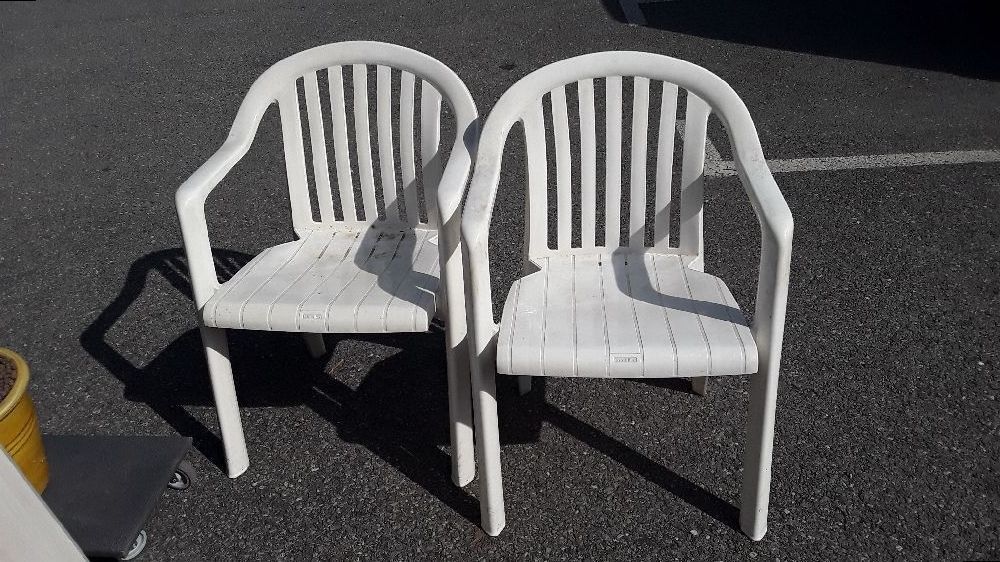 FAUTEUIL DE JARDIN PLASTIQUE BLANC GROSFILLEX occasion Troc Annecy