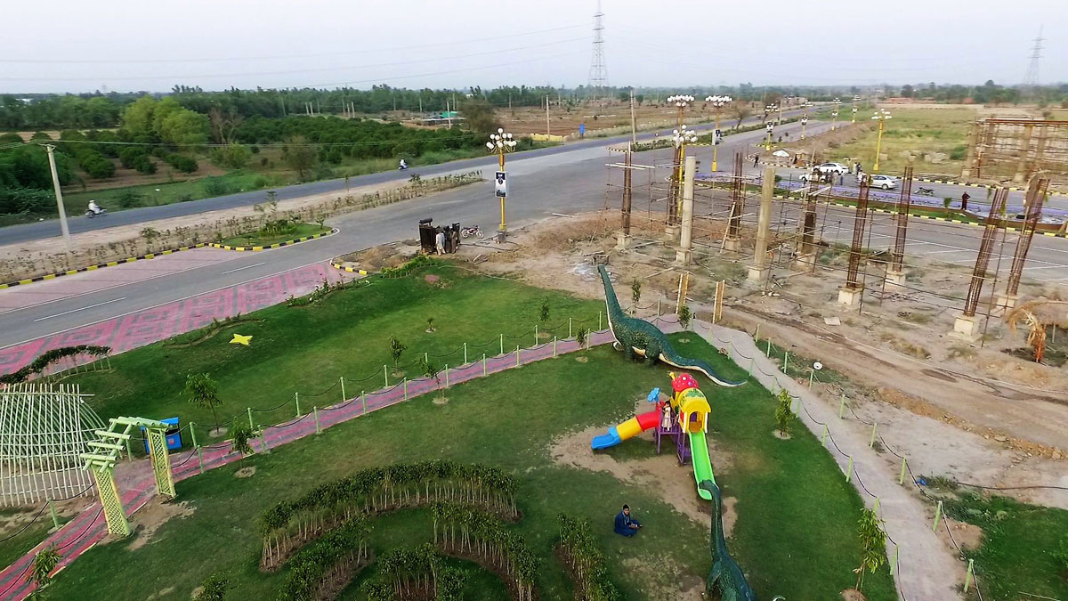 Royal Orchard Sargodha development status