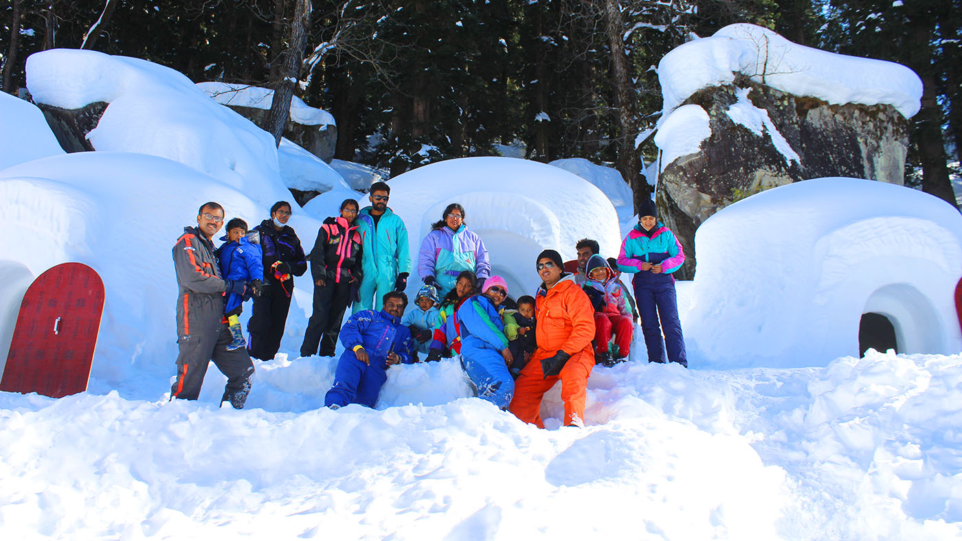Manali Snow Igloo Igloo stay in Manali, igloo experience in manali