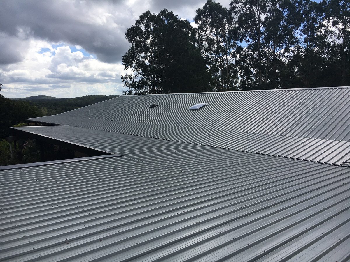 Professional Metal Roof Restoration 30 Years Experience