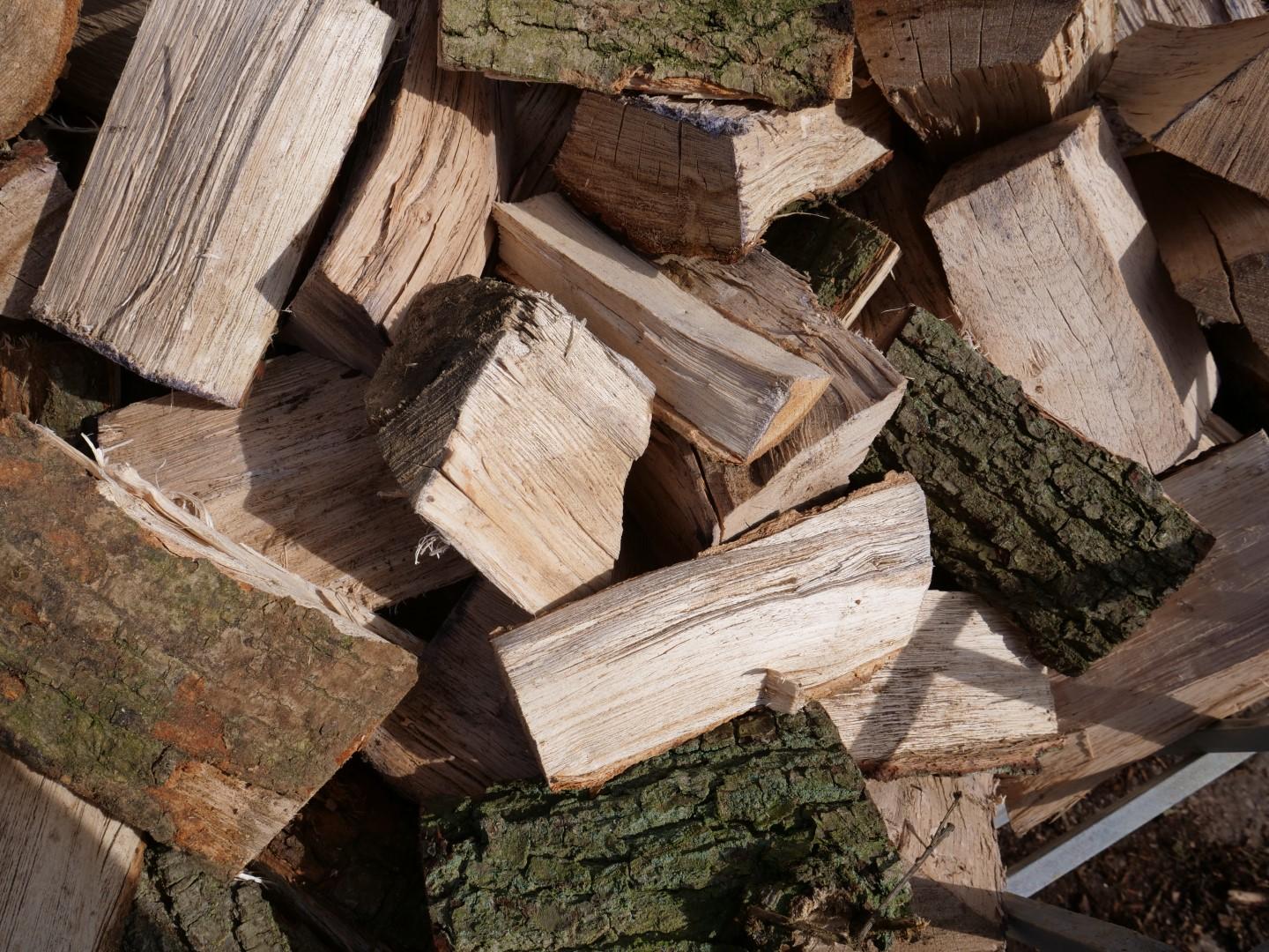 Hardwood Logs Bulk Bag For Sale 🌳 » Bulk Bag » Delivery Available