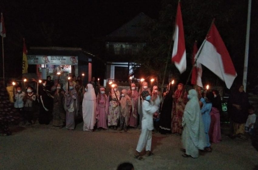 Pawai Obor dan Lomba Uleq-uleq 10 Muharram 1443 H di Galeso -  mandarnesia.com