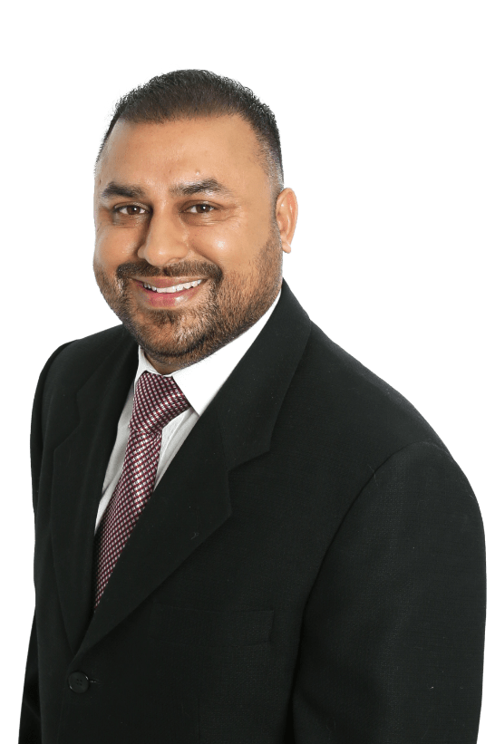 Real estate agent in Whitby Realtor® Mandeep Sra