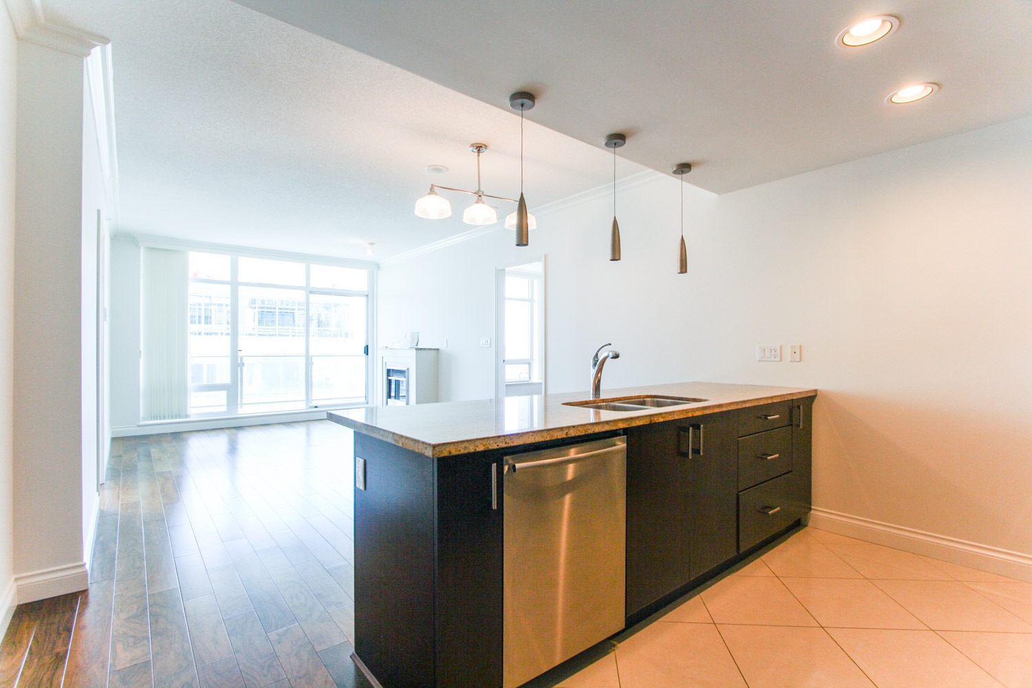 Loving the Lolo?!! Mander Group West Vancouver Rentals