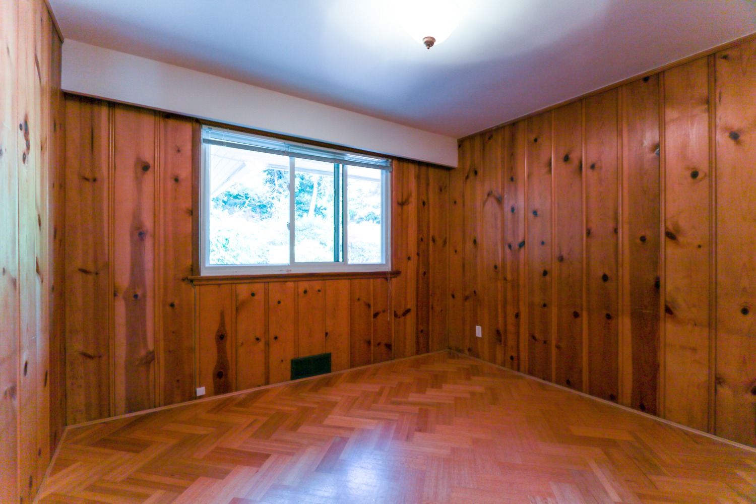 Dundarave Darling…. Mander Group West Vancouver Rentals