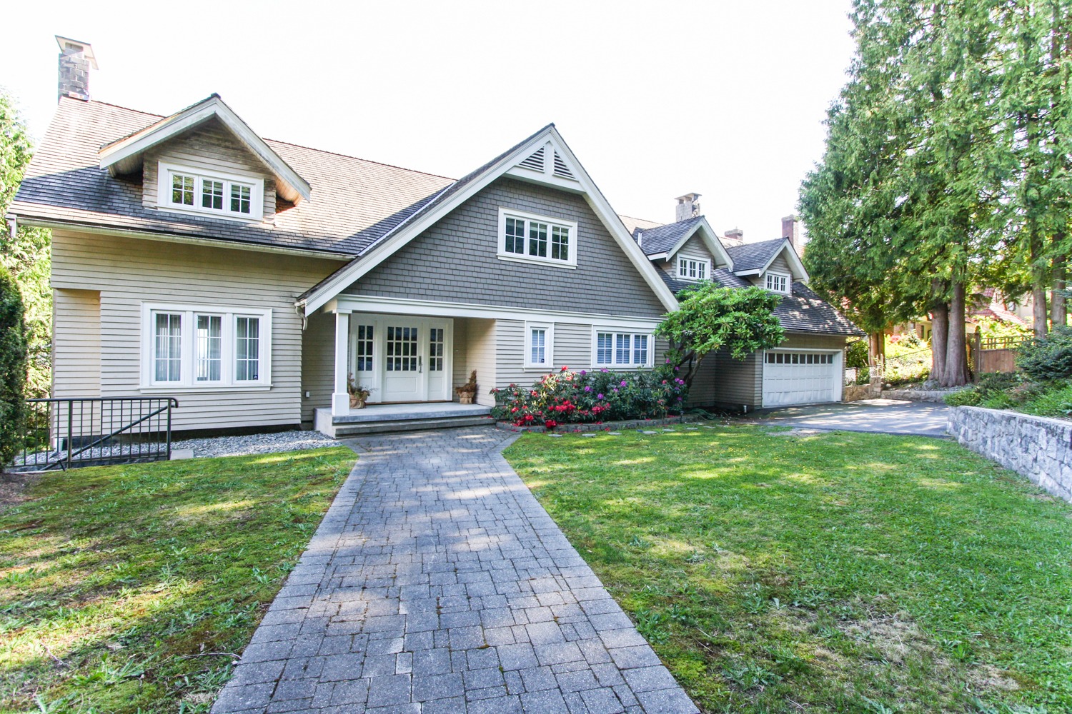 Top of the Line! Mander Group West Vancouver Rentals