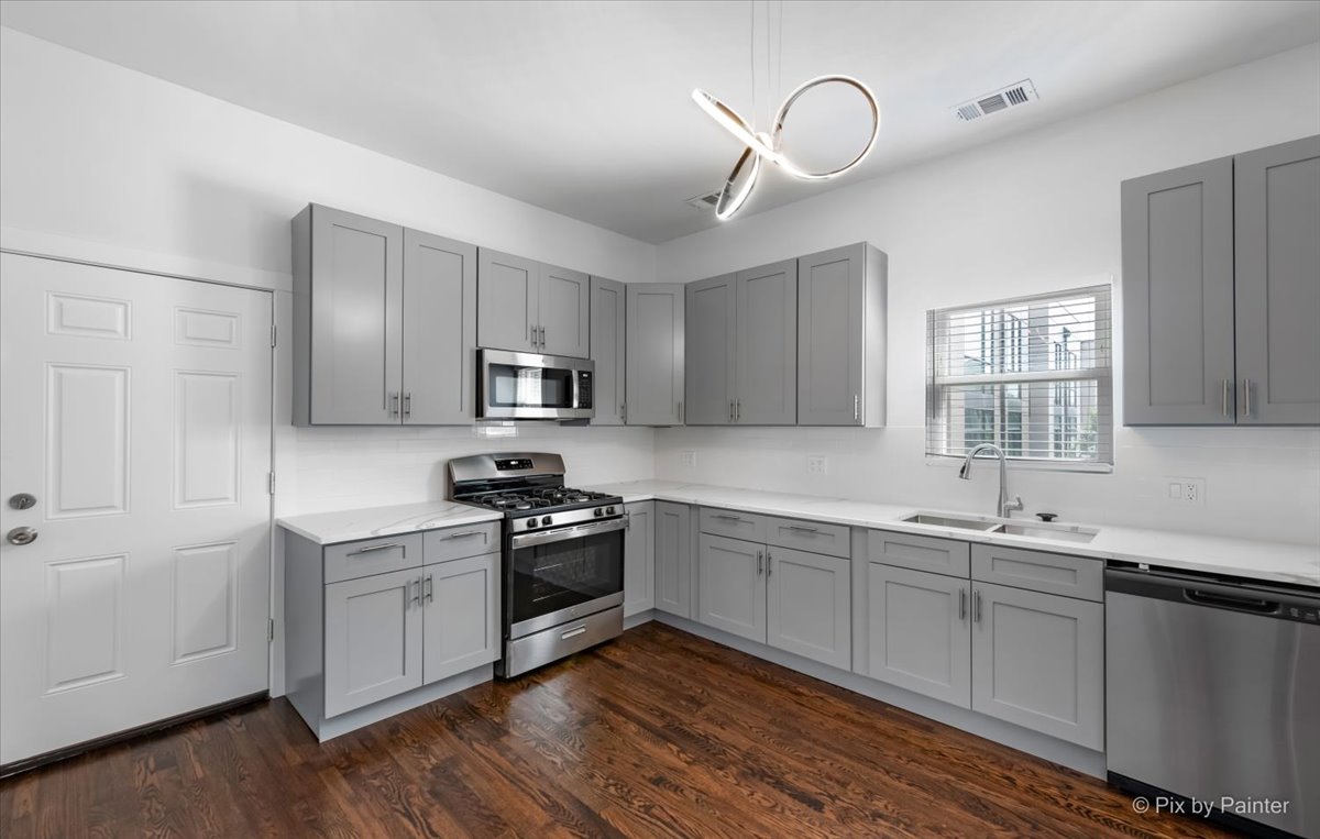 Bucktown, L.S. & Wicker Park Real Estate & Homes For Sale