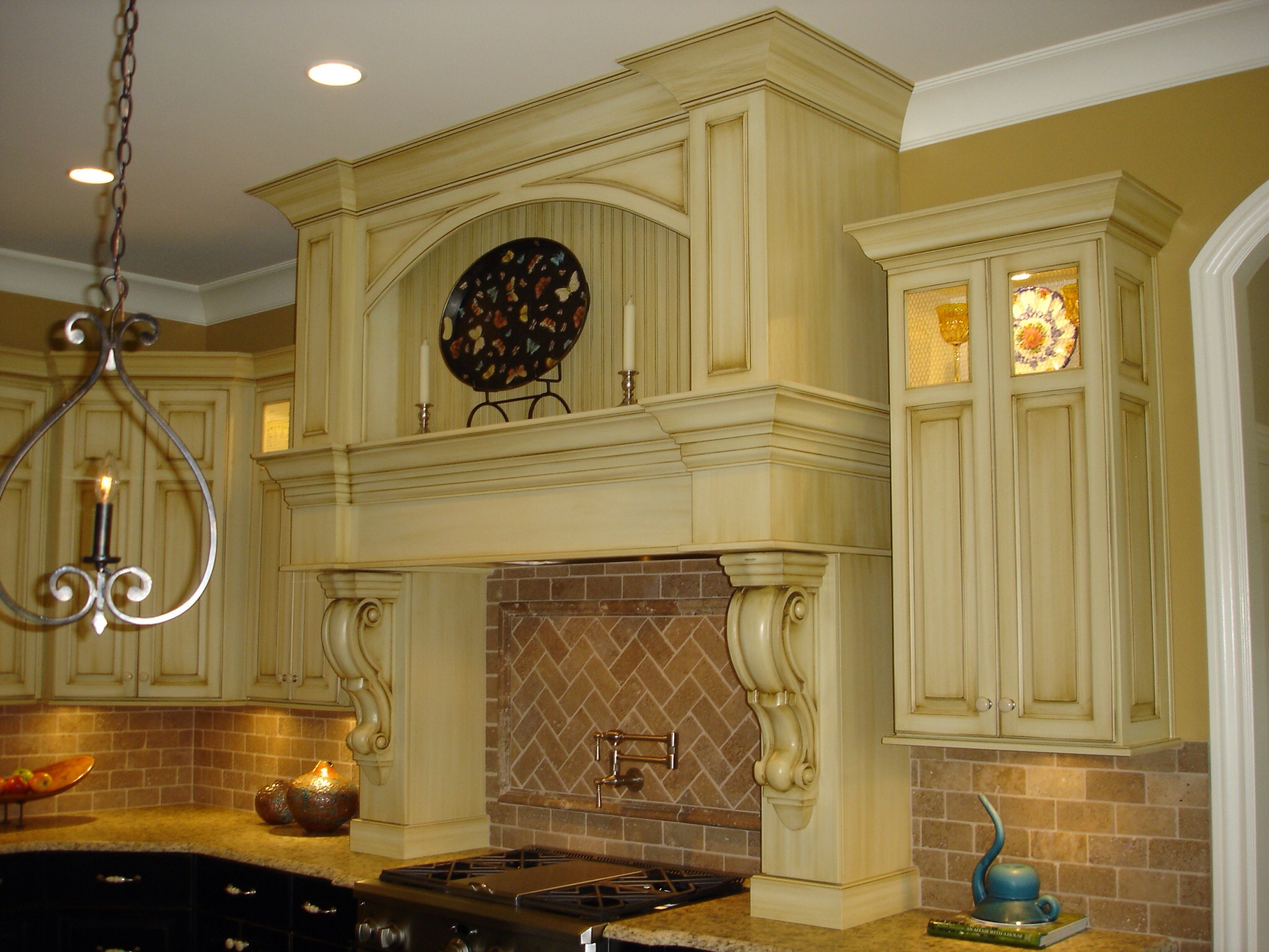 M & H Custom Cabinets Inc Custom Kitchens M & H Custom