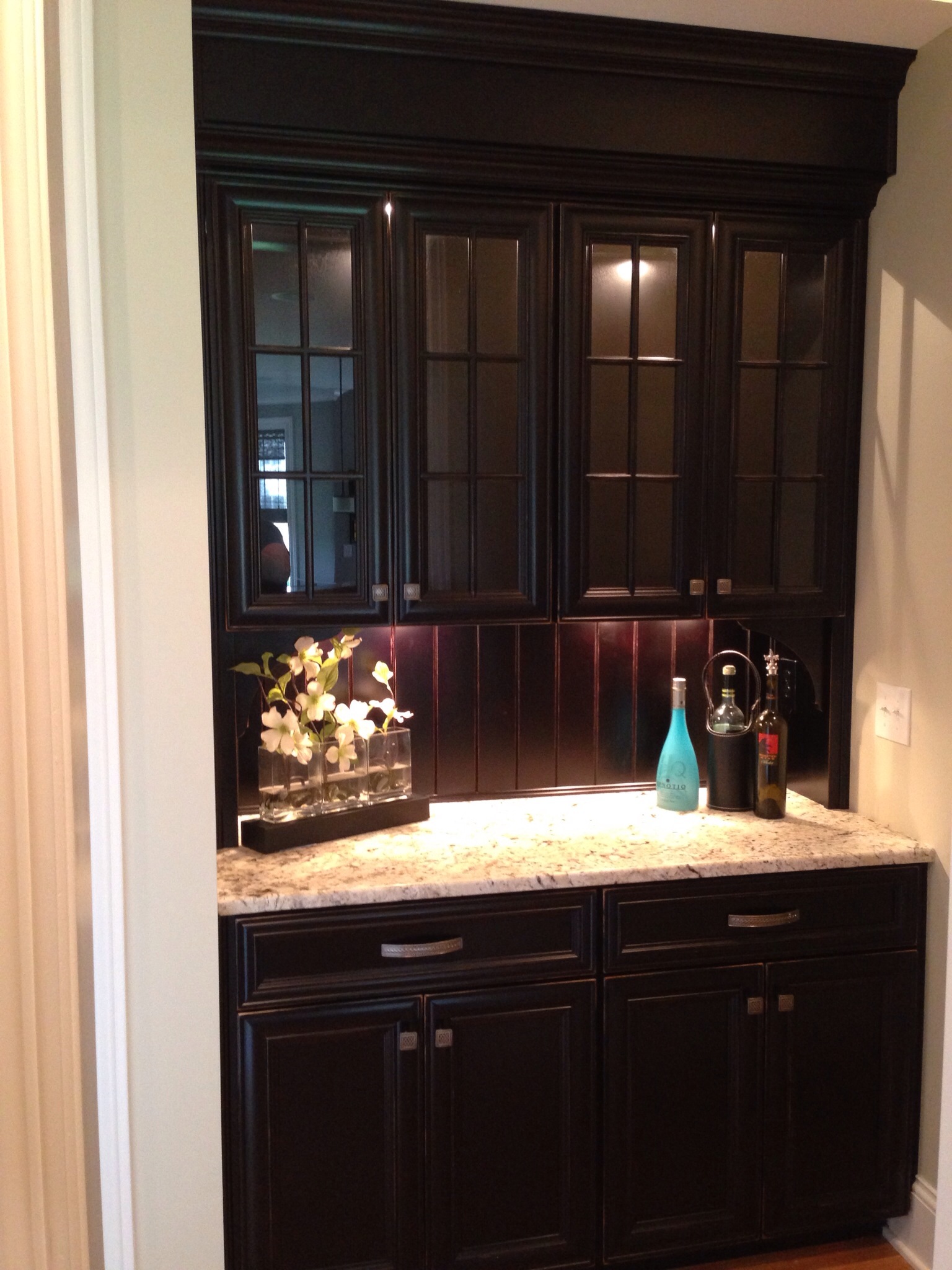 M & H Custom Cabinets Inc Home Offices and Entertainment Centers M & H Custom