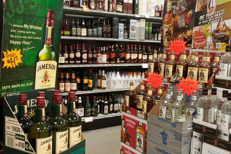 M & M Liquors Beer, Wine, Liquor Store, Cigars, Lottery Malden, MA