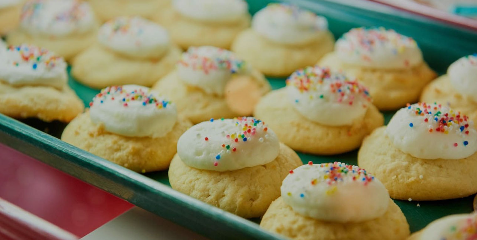 Pastries Mandola’s Italian Kitchen