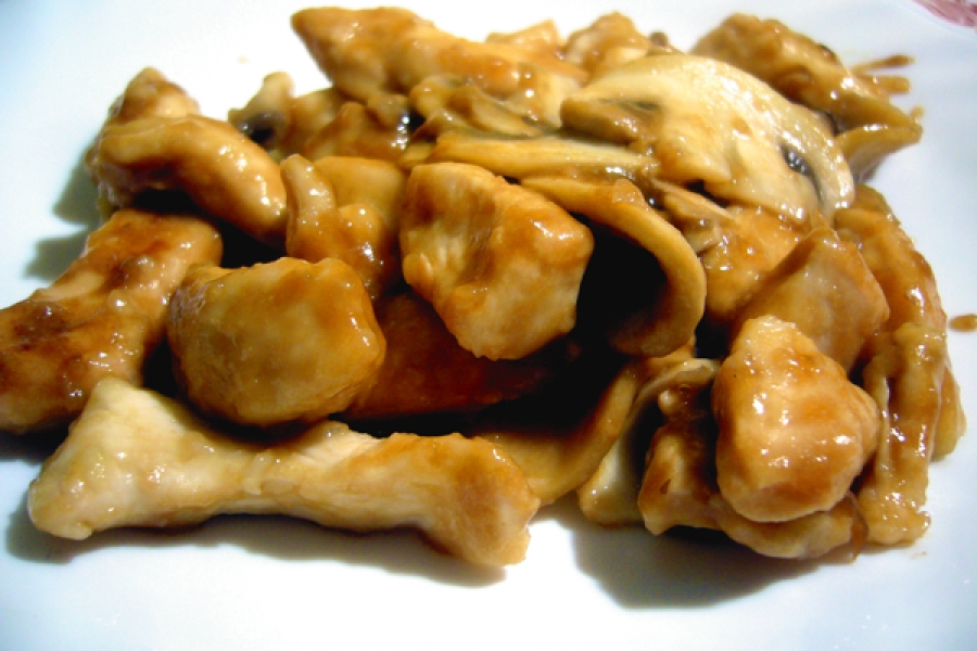 Pollo Alle Mandorle E Funghi