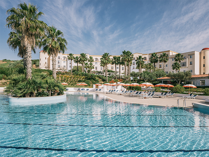 Mangia's Sea View Resorts And Clubs 600_x_800_jpg