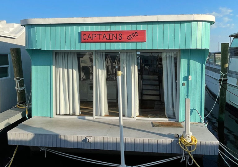 Houseboat Vacation Rentals in The Florida Keys Mangrove Marina