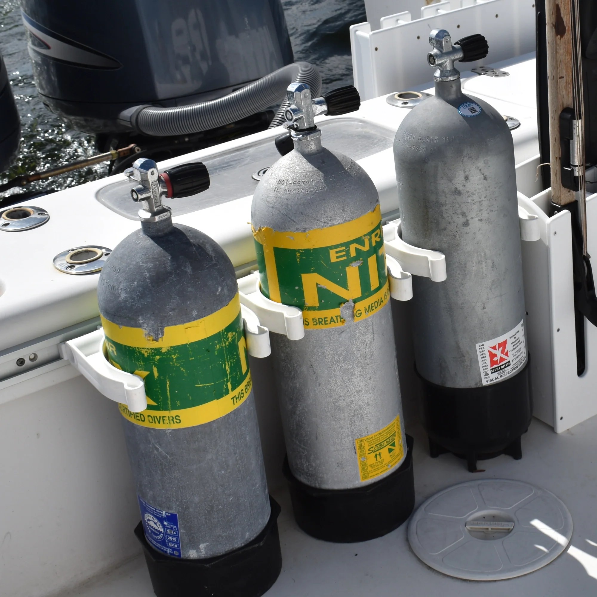 Roll Control Adjustable Dive Tank Holders Mangrove Marine