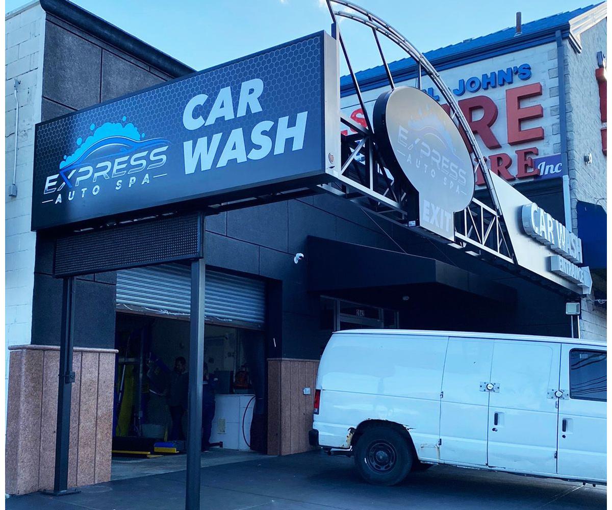 Express Auto SpaCar Wash Manhattan Signs