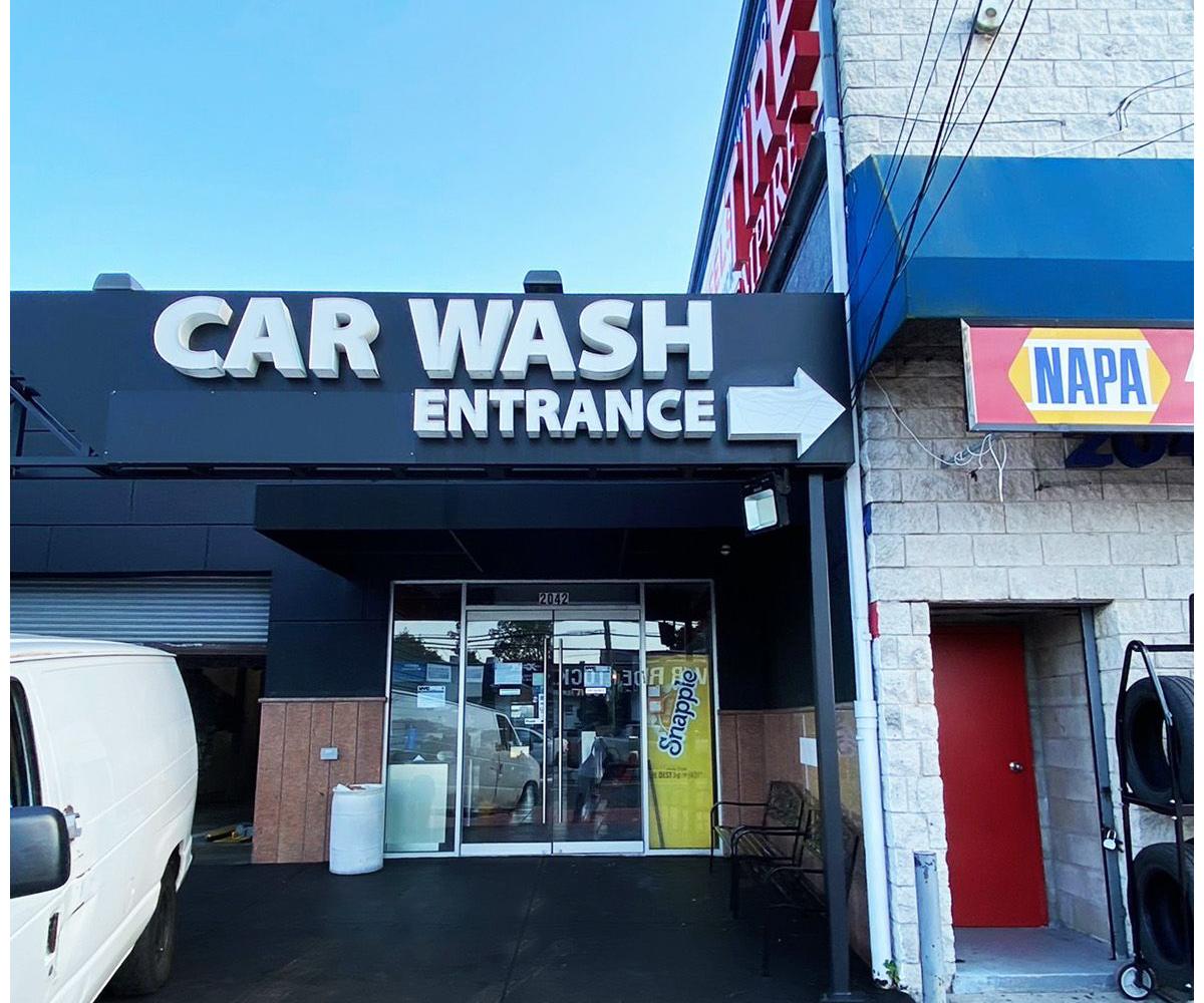 Express Auto SpaCar Wash Manhattan Signs