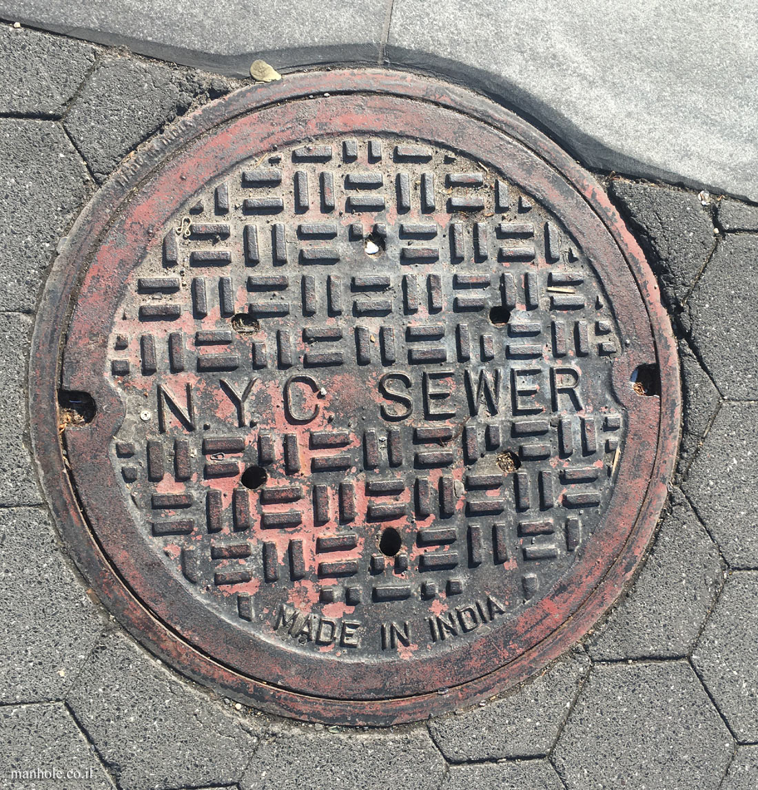 The ultimate manhole covers site Sewage cover Cover's details New