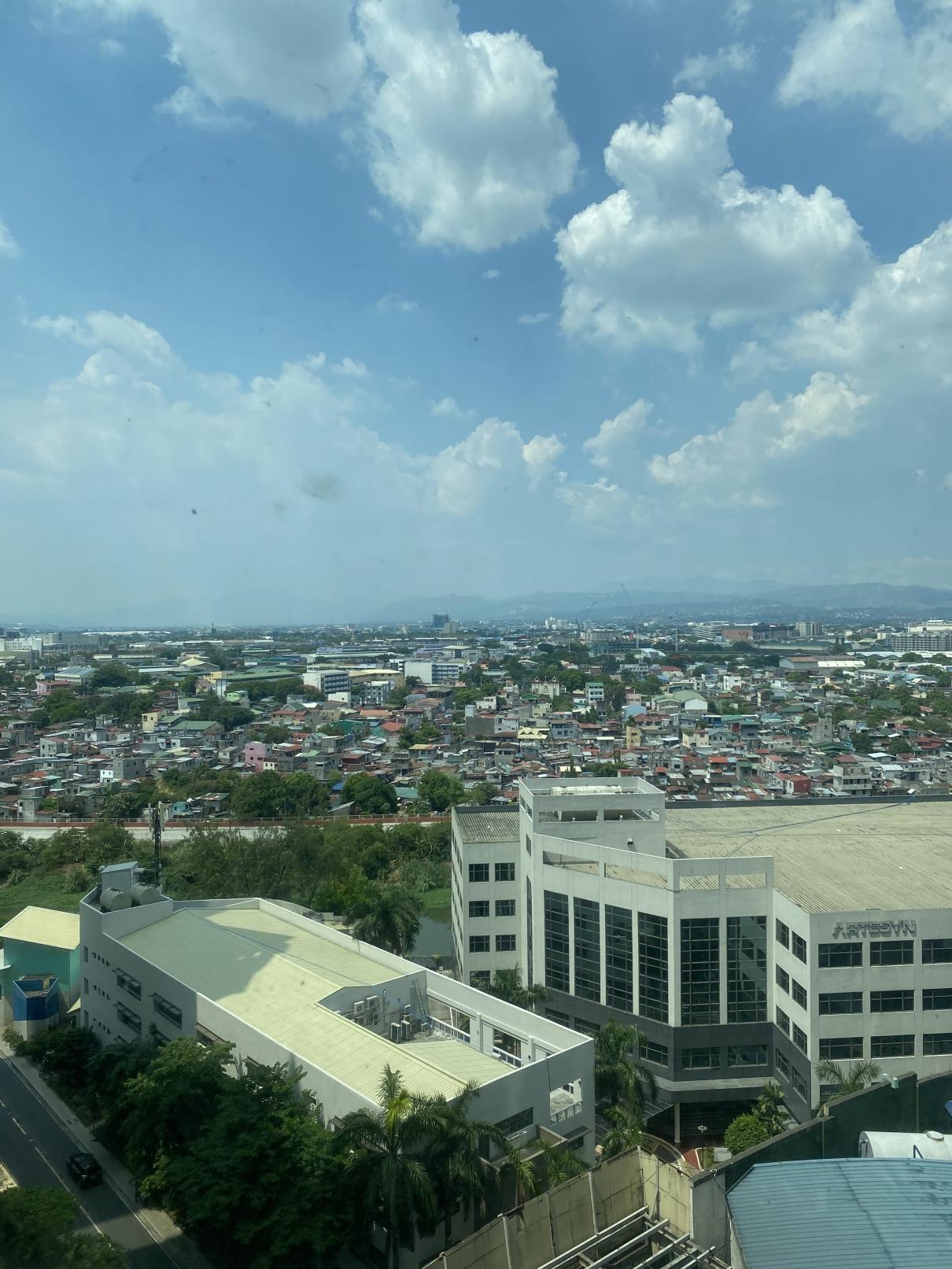 One Central Tower Manila Fort Realty