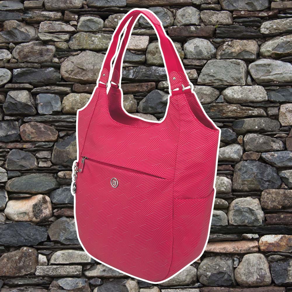 Looking for a keeper? These stylish, easytoclean bags will look good ‘Beside U’! Manila