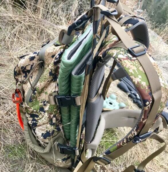 Mystery Ranch Mule Pack Review 'Outstanding Versatility' Man Makes Fire