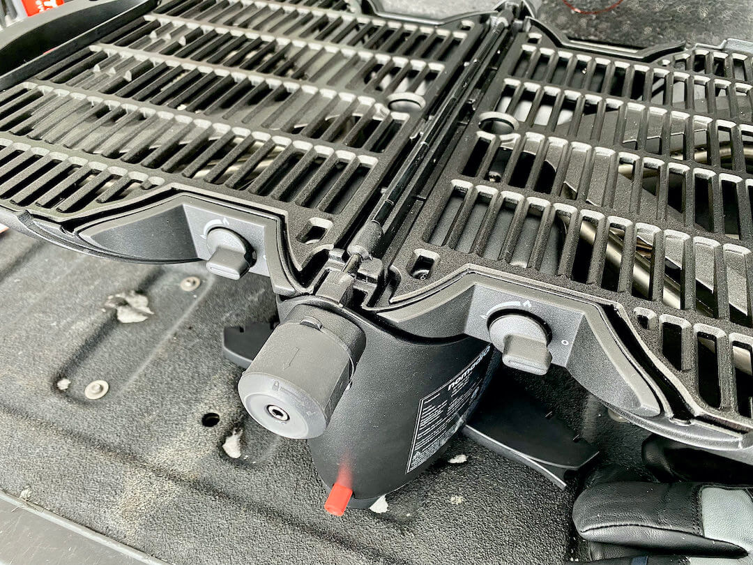 NomadiQ BBQ Review: Great 2-Burner Design