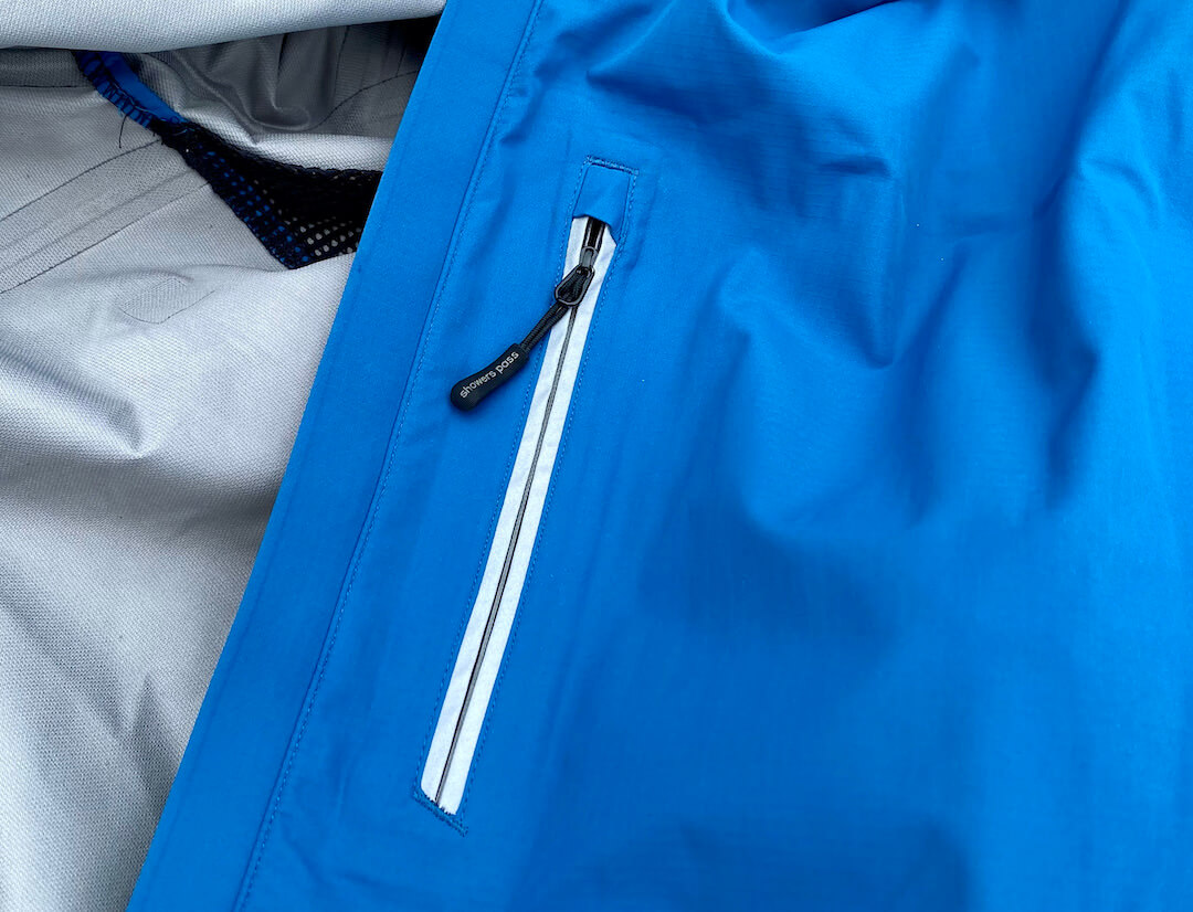 Showers Pass Transit Jacket CC Review Man Makes Fire